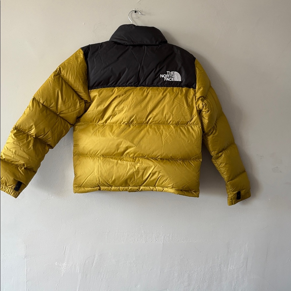 The North Face women’s 96 Retro Nuptse down jacket amber green Small Authentic - Picture 6 of 12